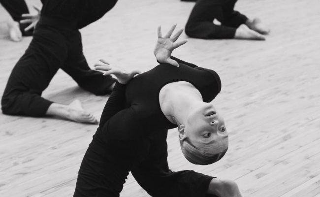синці під очима😵_💫 #dance (2)